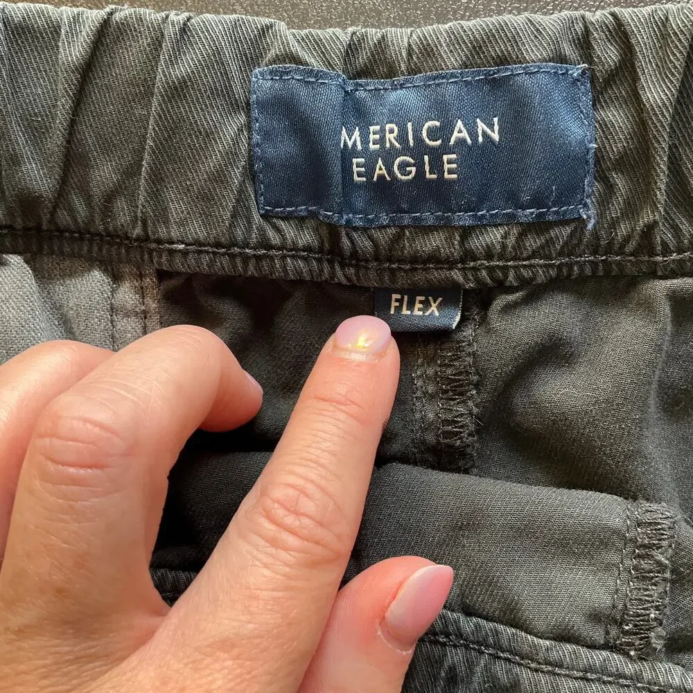 American Eagle Flex Pull On Shorts Men’s Large Gray Casual Stretch Chino